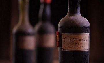 Бутылка вина французского императора Наполеона ушла с торгов за 2,2 млн