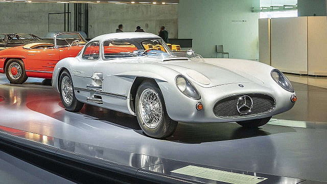 Самый дорогой в мире автомобиль купили на аукционе за 135 млн евро