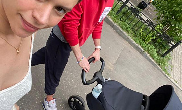 Иван Янковский показал фото прогулки с новорожденным сыном